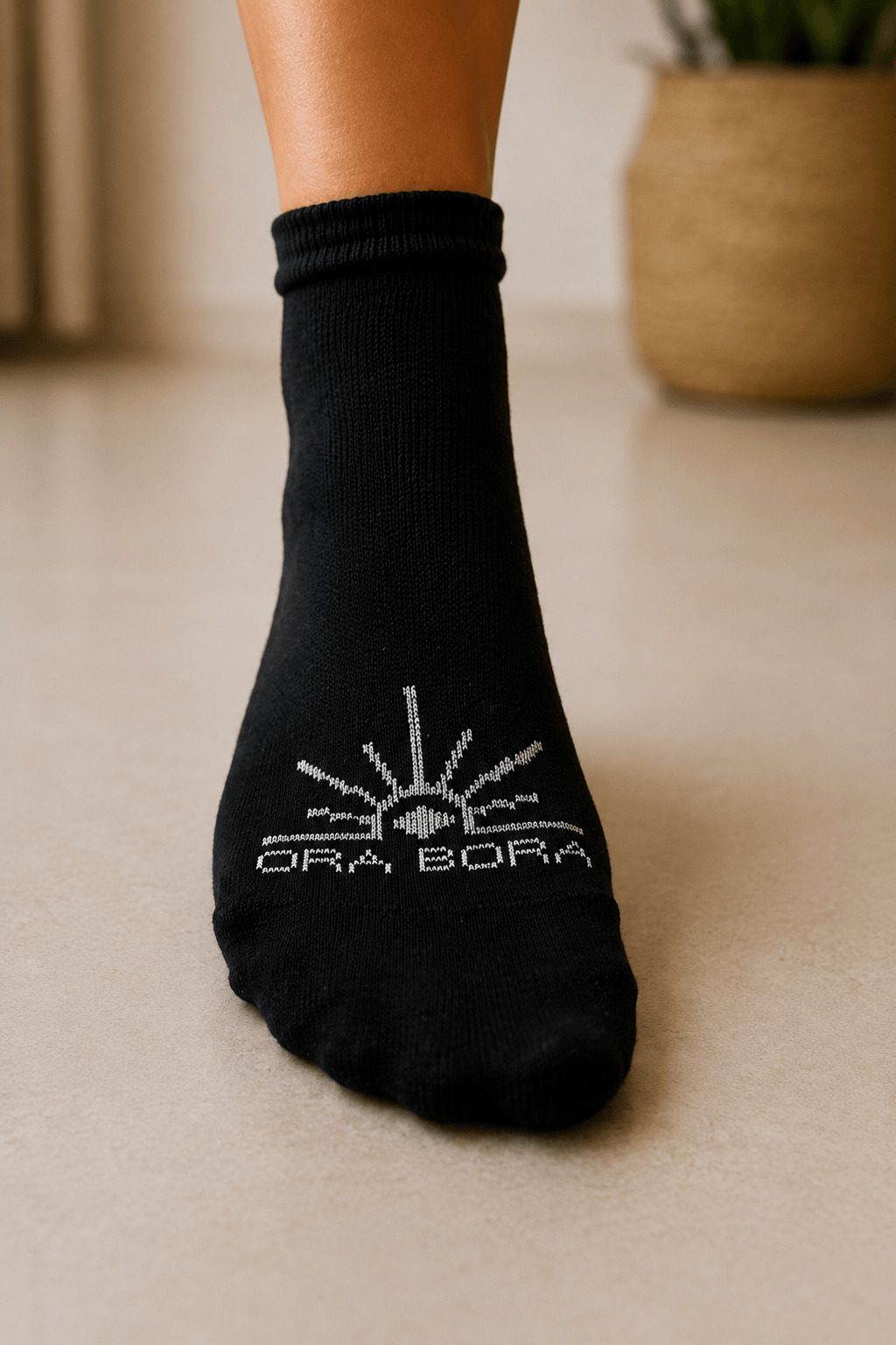 BLACK PILATES SOCKS (2)
