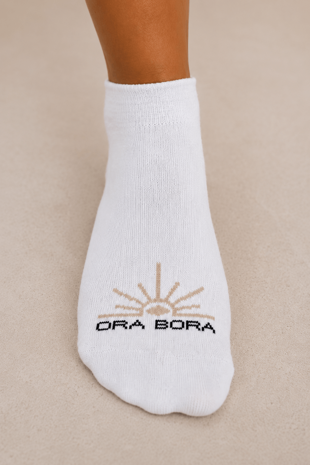 WHITE PILATES SOCKS (3)